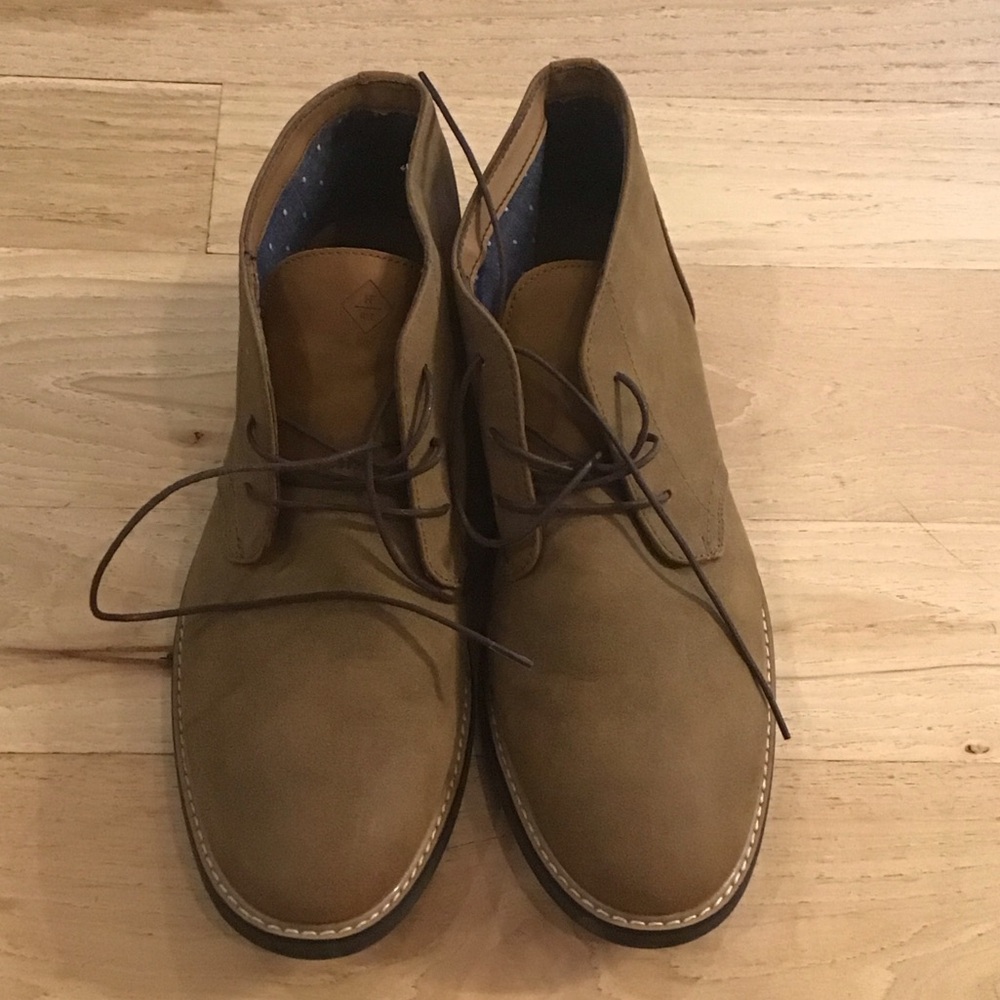 Hawker rye men’s boots size 10
